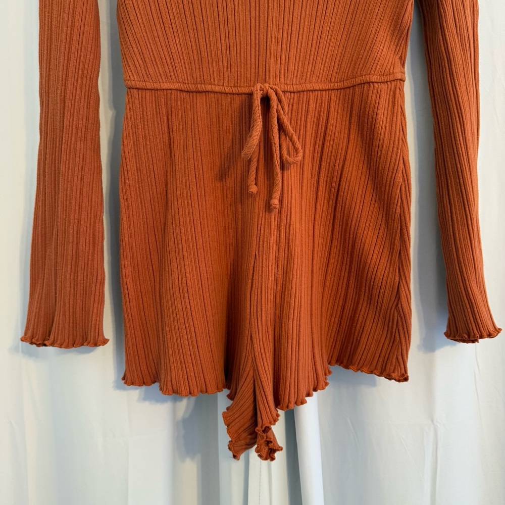 Urban Outfitters Ribbed Long Sleeve Romper Womens Medium Rust Terracotta - Picture 4 of 6
